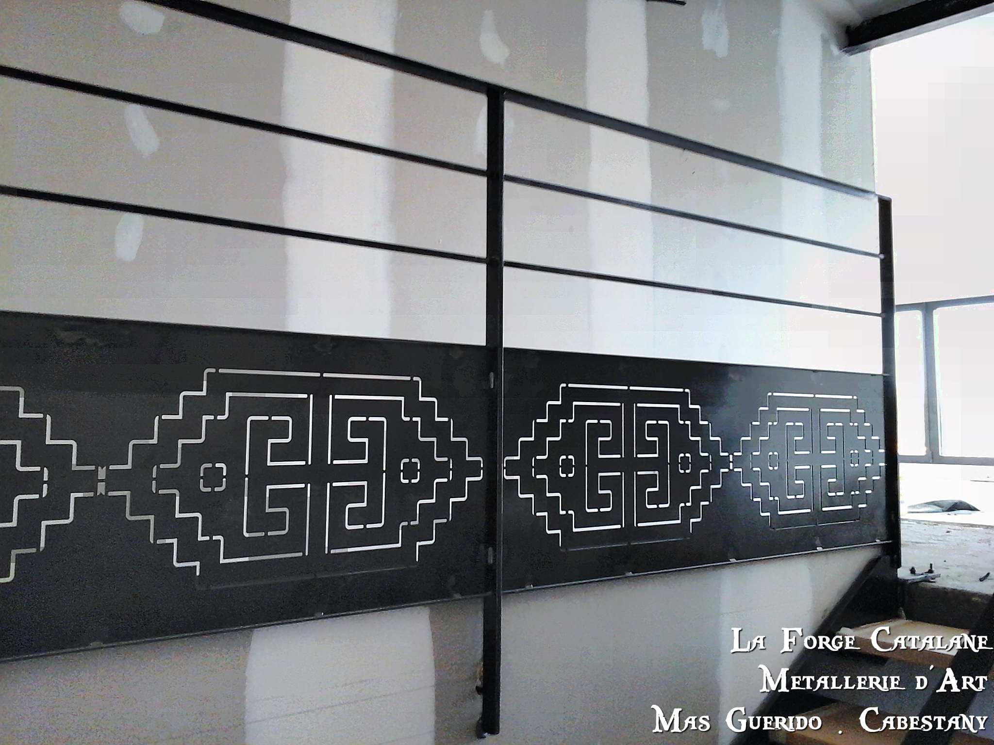 garde corps soubassement decoupe laser type mexicain asinerie kuleni forge catalane.jpg